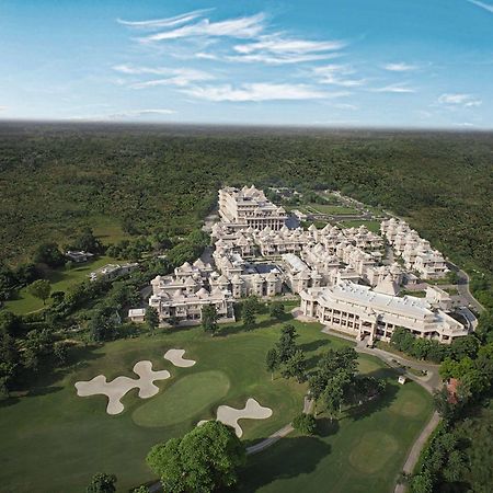 Itc Grand Bharat A Luxury Collection Resort Gurgaon Exterior foto