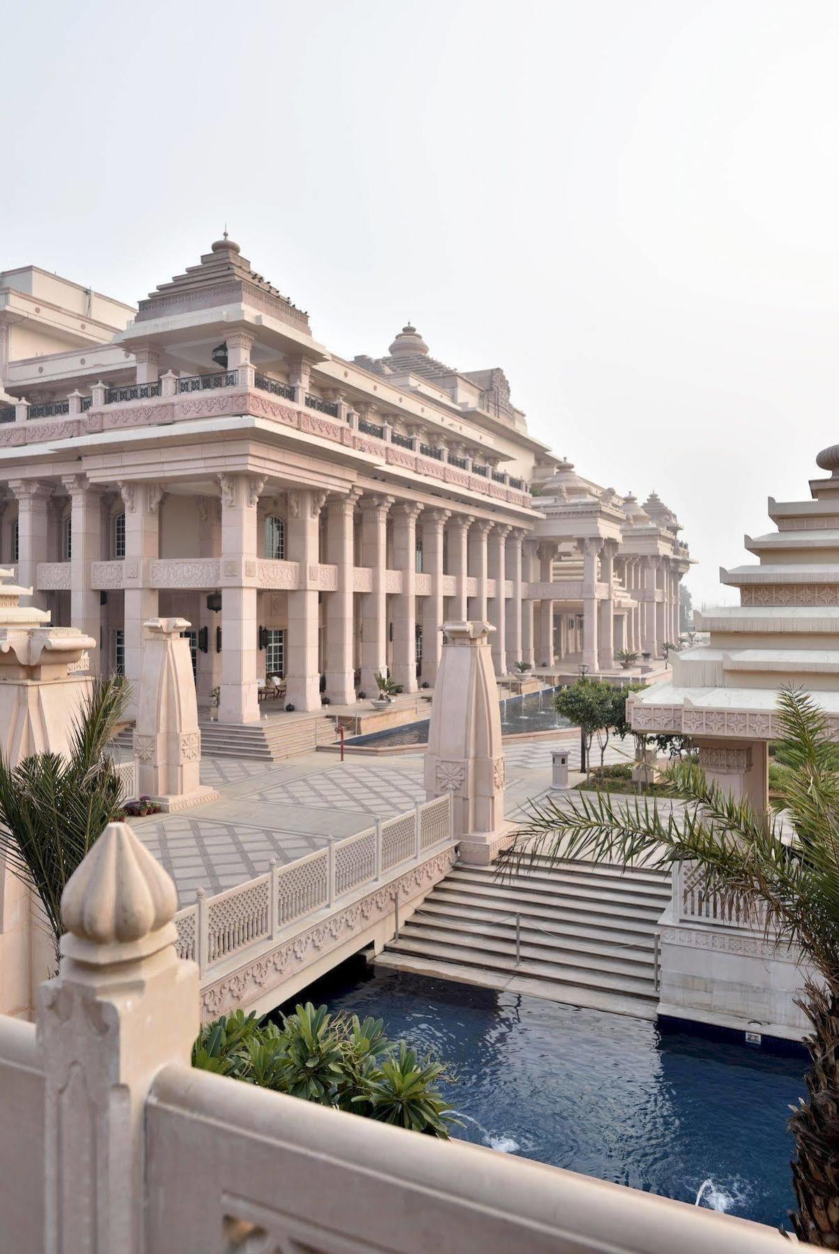 Itc Grand Bharat A Luxury Collection Resort Gurgaon Exterior foto