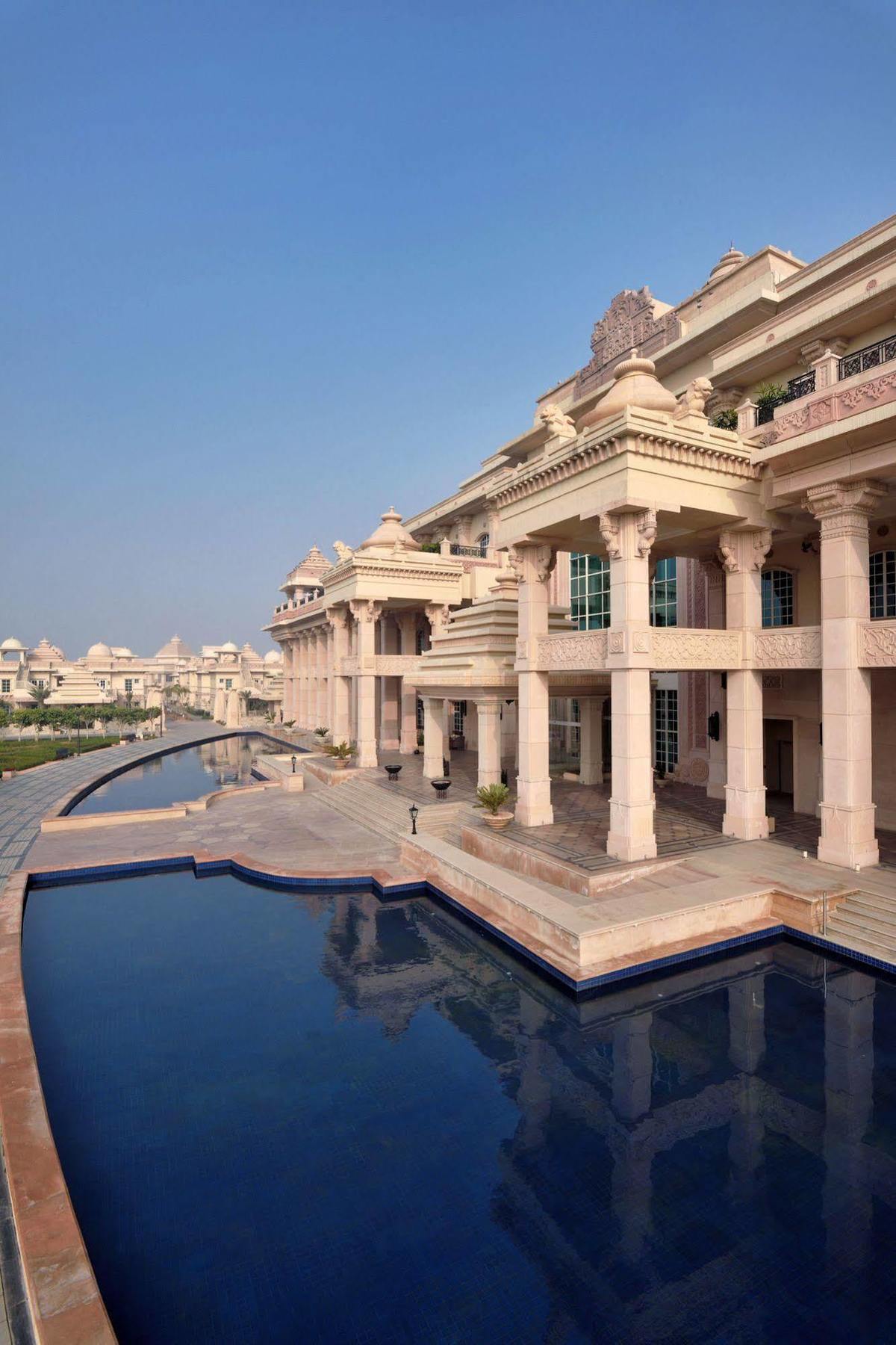 Itc Grand Bharat A Luxury Collection Resort Gurgaon Exterior foto