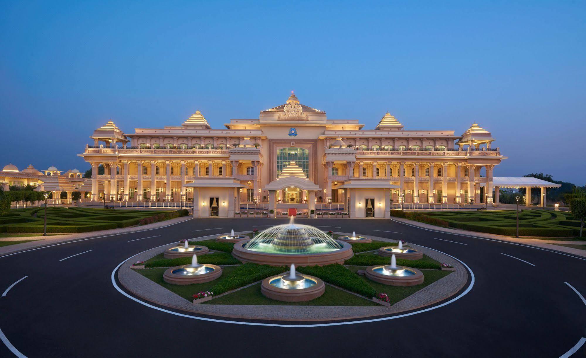 Itc Grand Bharat A Luxury Collection Resort Gurgaon Exterior foto