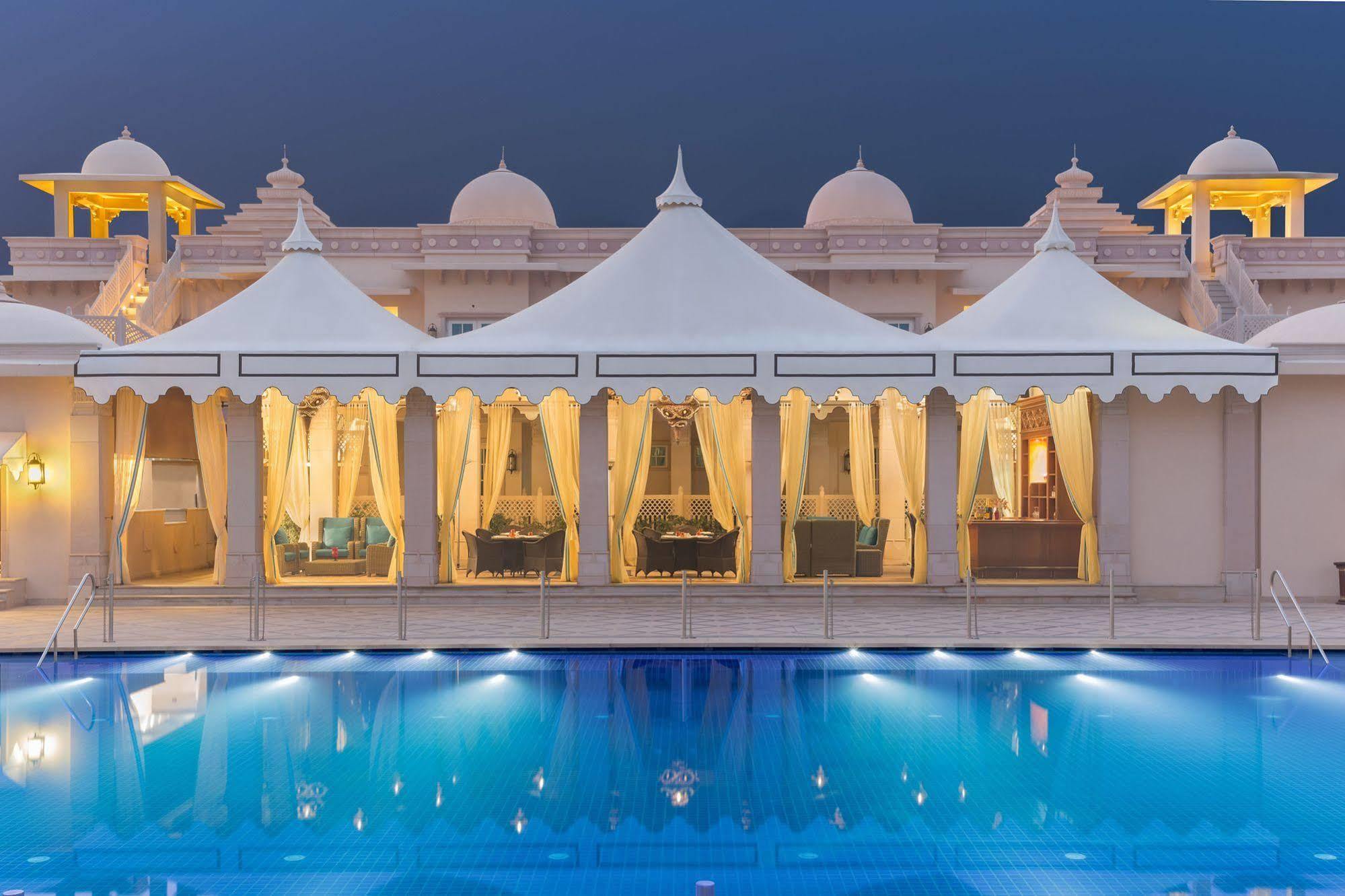 Itc Grand Bharat A Luxury Collection Resort Gurgaon Exterior foto